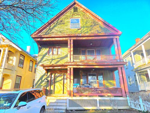 15 Kenyon Ct, Utica, NY, 13501-5901 | Card Image