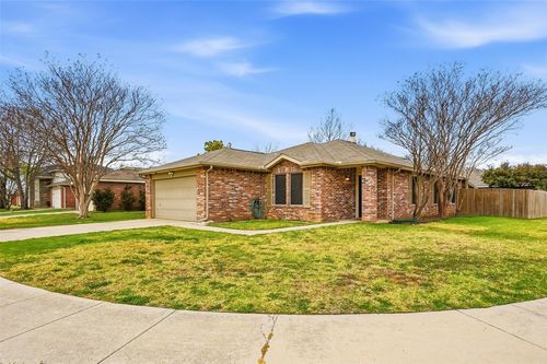 8720 Hunters Point Way, Fort Worth, TX, 76123-2502 | Card Image