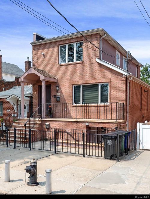2134 74th St, East Elmhurst, NY, 11370-1104 | Card Image