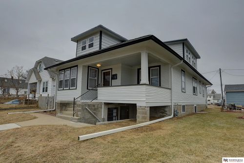 5216 S 38th St, Omaha, NE, 68107-3211 | Card Image