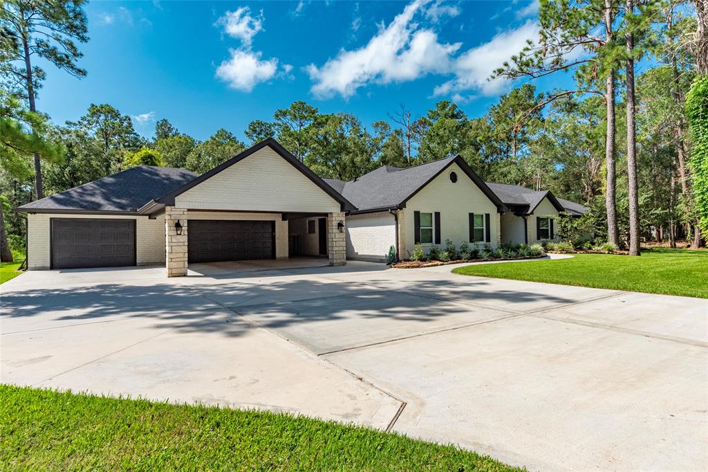 County Road 14 , Liverpool, TX 77577