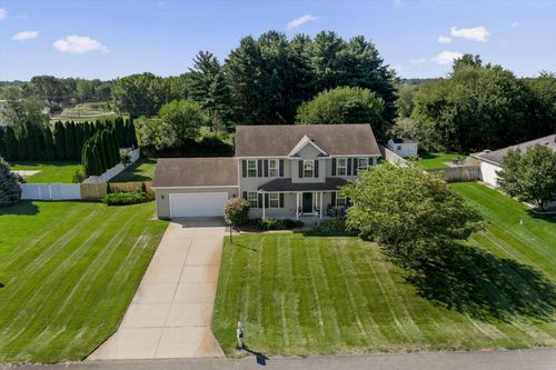 69428 Sundance Dr, Edwardsburg, MI, 49112-8767 | Card Image