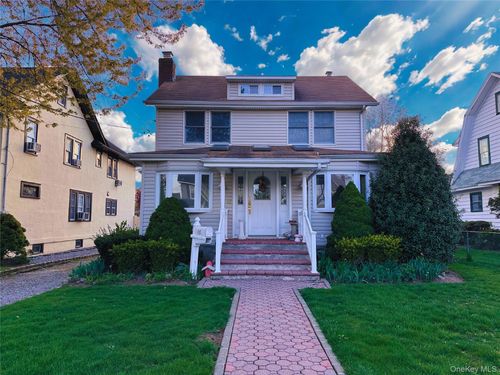46 Denton Avenue, Hempstead, NY, 11518 | Card Image