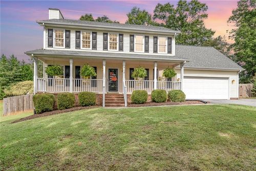 405 Ashton Cir, Eden, NC, 27288-2880 | Card Image