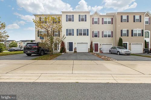832 Lissicasey Loop, MIDDLETOWN, DE, 19709-9935 | Card Image