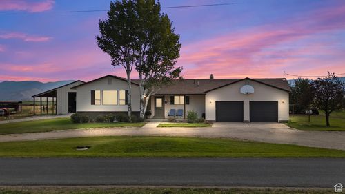 1352 N 4000 W, Dayton, ID, 83232-5154 | Card Image