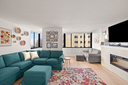 703-2167 Bellevue Ave, West Vancouver, BC, V7V1C2 | Card Image