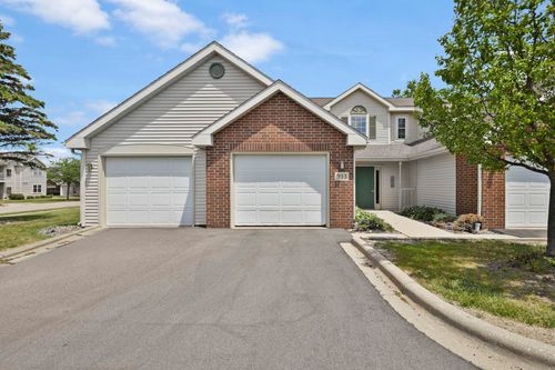 101-933 Park Street, Oregon, WI, 53575 | Card Image