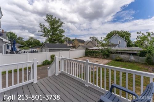9 Jean Ct, Woodbridge, NJ, 07095-3317 | Card Image