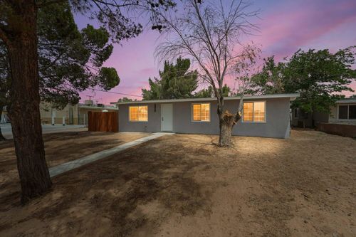 27035 Jerome St, Boron, CA, 93516-1631 | Card Image