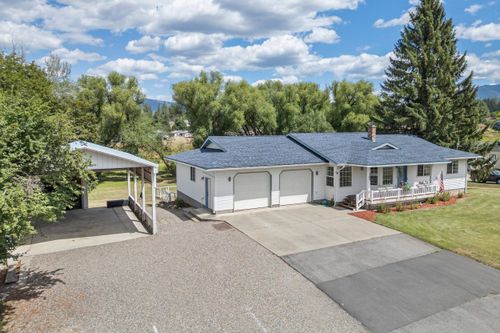 157 Garden Homes Dr, Colville, WA, 99114-9229 | Card Image