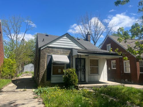 18982 Hamburg St, Detroit, MI, 48205-2147 | Card Image