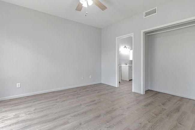 APT-1601 - 2450 Wickersham Ln, Condo with 2 bedrooms, 2 bathrooms and 3 parking in Austin TX | Image 23