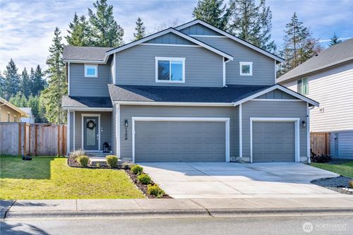 120 Valley Creek Dr, Port Angeles, WA, 98362-3769 | Card Image