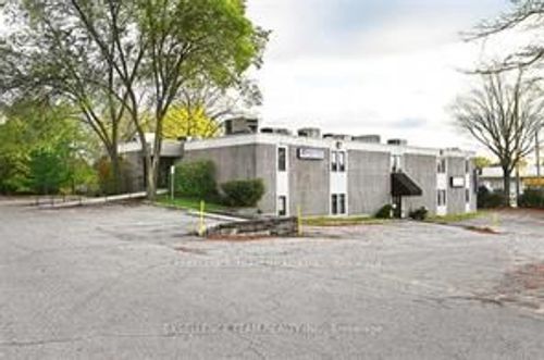 unit 108 Park St, Brockville, ON, K6V | Card Image