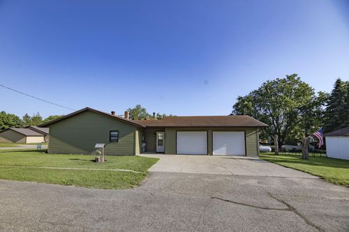 123 3rd St, Bluffton, MN, 56518-1800 | Card Image