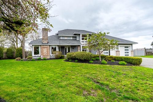15464 60a Avenue, Surrey, BC, V3S7H6 | Card Image
