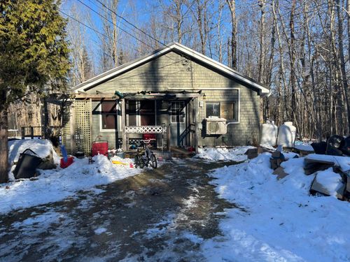 135 Loop Road N, Searsport, ME, 04974 | Card Image