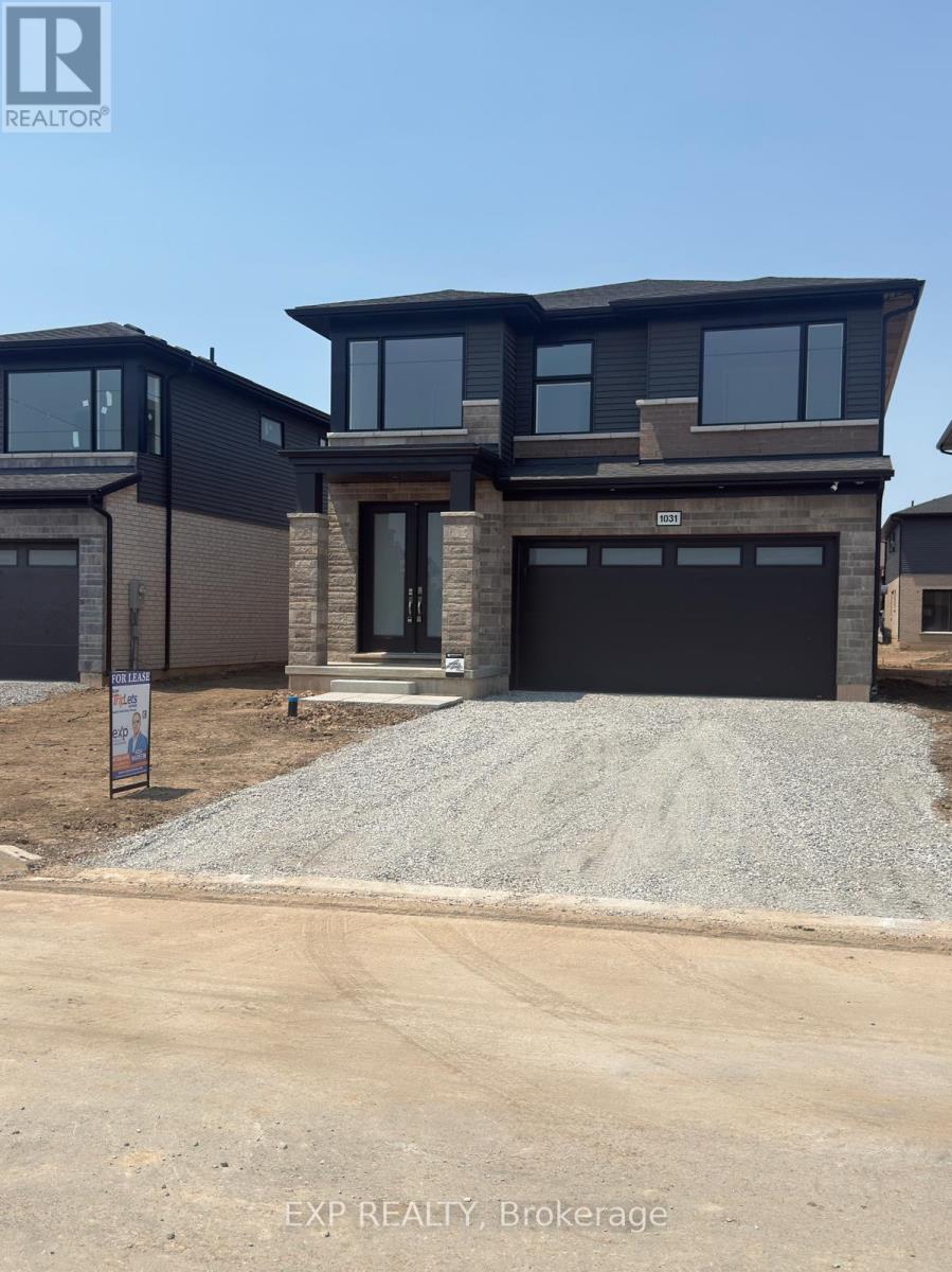 Residential Lease in Fort Erie (Crescent Park) 4