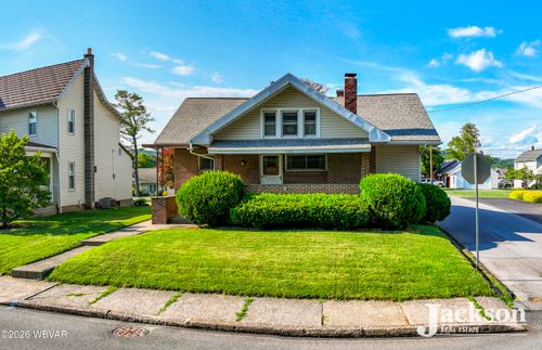 1102 Locust St, Jersey Shore, PA, 17740-1913 | Card Image