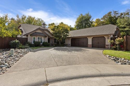 8714 Pathfinder Court, Orangevale, CA, 95662 | Card Image