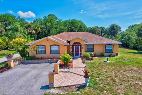 590 Golden Gate Blvd W, NAPLES, FL, 34120-2169 | Card Image