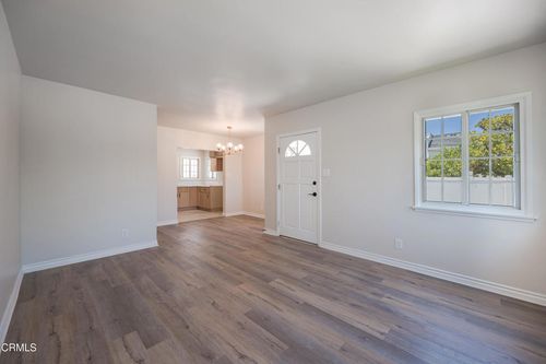 7731 Ferncola Ave, Sun Valley, CA, 91352-4326 | Card Image