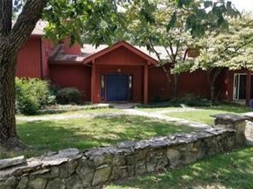 192 Hummingbird Ln, Eureka Springs, AR, 72632-9523 | Card Image
