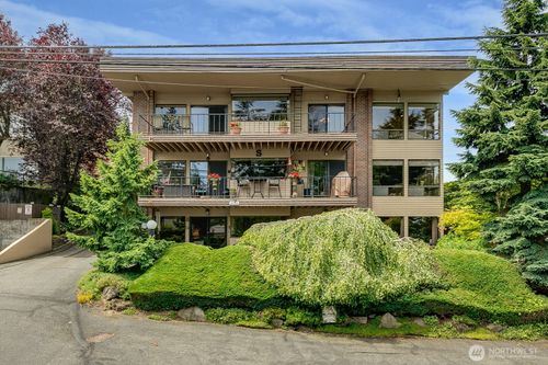 c-5120 Beaumont Dr, Everett, WA, 98203-2450 | Card Image