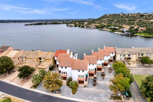 415 Horseshoe Bay North Blvd, Horseshoe Bay, TX, 78657-6331 | Card Image