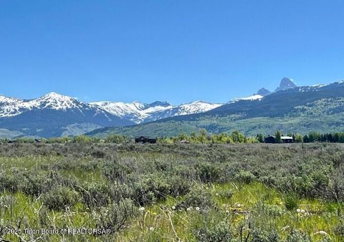 1105 Pawnee Rd, Driggs, ID, 83422 | Card Image