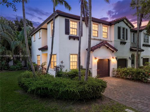 1073 Ne 30th Ave, Homestead, FL, 33033-7609 | Card Image