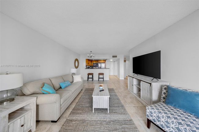 APT-602 - 7928 West Dr, Condo with 1 bedrooms, 1 bathrooms and null parking in North Bay Village FL | Image 6