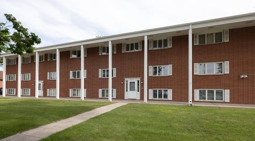 c16-813 6th Ave N, Fargo, ND, 58102-4454 | Card Image