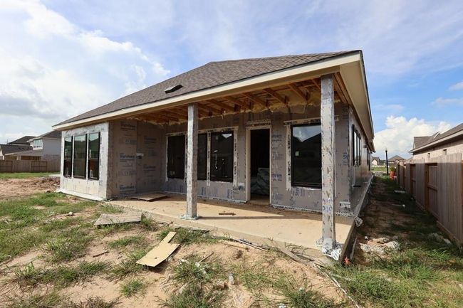 12327 Sweet Gum Dr, House other with 4 bedrooms, 3 bathrooms and 3 parking in Mont Belvieu TX | Image 6