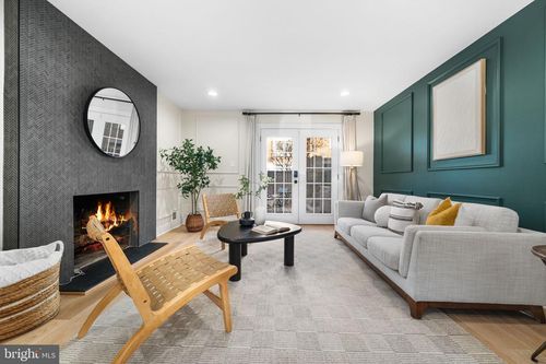 unit-d-6707 Washington Blvd, ARLINGTON, VA, 22213-1097 | Card Image