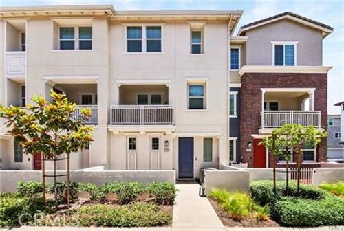 6926 Cottonwood Ln, Buena Park, CA, 90621-1174 | Card Image