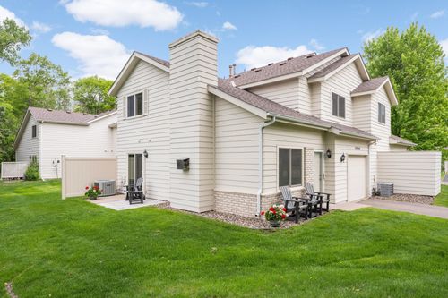 15264 Lesley Ln, Eden Prairie, MN, 55346-2536 | Card Image