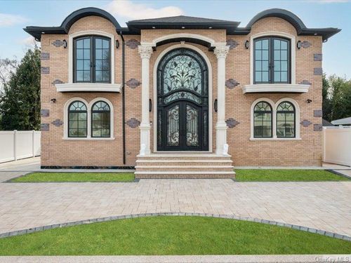 1247 Ixworth Rd, Valley Stream, NY, 11580-1427 | Card Image