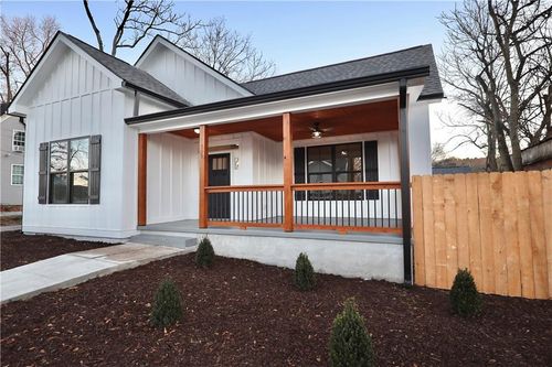 509 College St, Rockmart, GA, 30153-2419 | Card Image