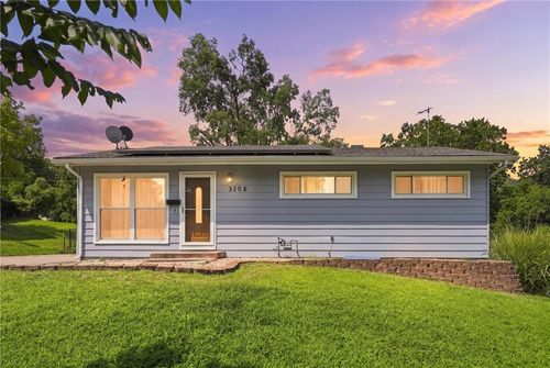 3106 N Union St, Independence, MO, 64050-1163 | Card Image