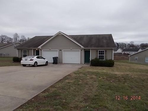 b-285 Executive Ave, Clarksville, TN, 37042-1361 | Card Image