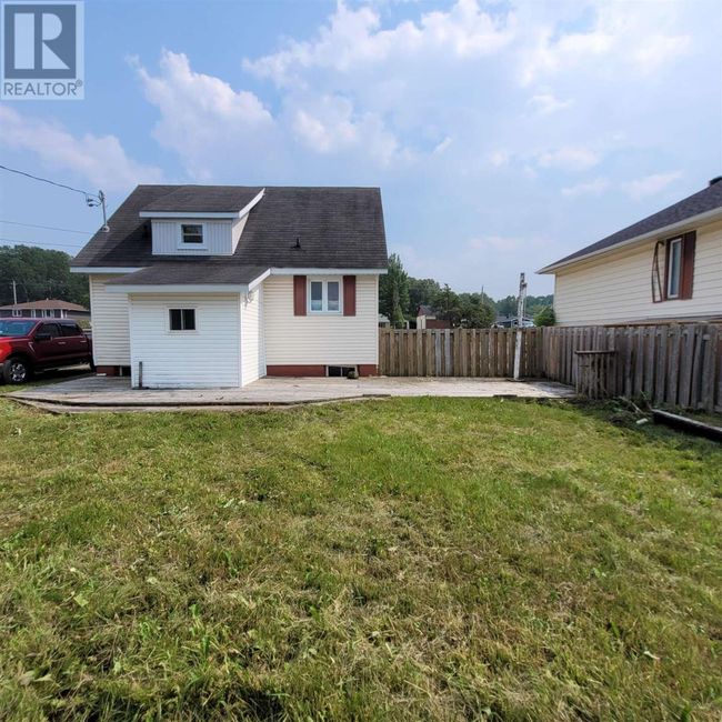 59 Manitou Rd, Home with 2 bedrooms, 1 bathrooms and null parking in Manitouwadge ON | Image 36