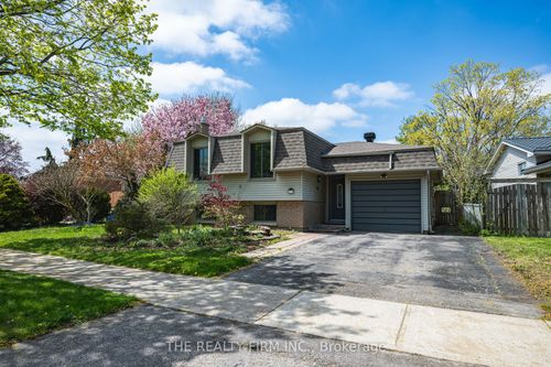 60 Brunswick Ave, London, ON, N6G3K8 | Card Image