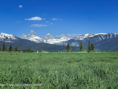 4705 N 1000 E, Tetonia, ID, 83452 | Card Image