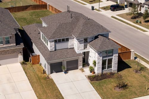 102 Fortuna Ct, Liberty Hill, TX, 78642-2369 | Card Image