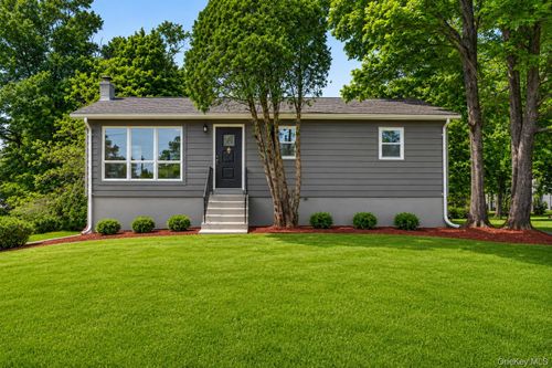 4 Maple Ln, Monroe, NY, 10950-1011 | Card Image