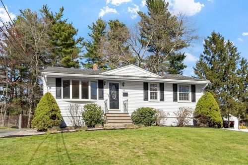 43 Perley Ave, Peabody, MA, 01960 | Card Image