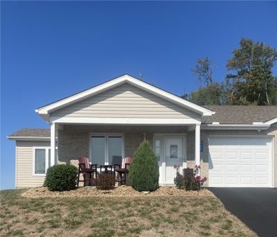 569 Sunview Circle, House other with 2 bedrooms, 2 bathrooms and 1 parking in Derry Twp PA | Image 1