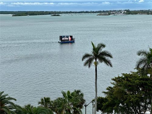 apt-907-1408 Brickell Bay Dr, Miami, FL, 33131-3666 | Card Image